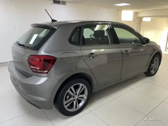 VOLKSWAGEN POLO V - voiture d'occasion - Photo 10