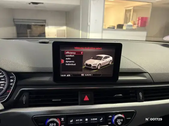 AUDI A5 SPORTBACK BUSINESS - voiture d'occasion - Photo 37