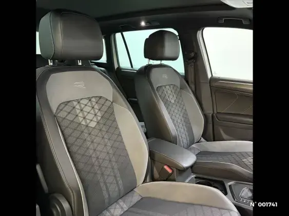 VOLKSWAGEN TIGUAN III - voiture d'occasion - Photo 18