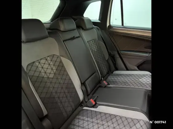 VOLKSWAGEN TIGUAN III - voiture d'occasion - Photo 19