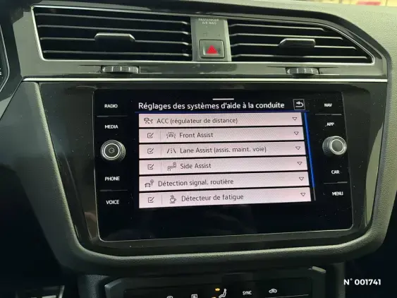 VOLKSWAGEN TIGUAN III - voiture d'occasion - Photo 38