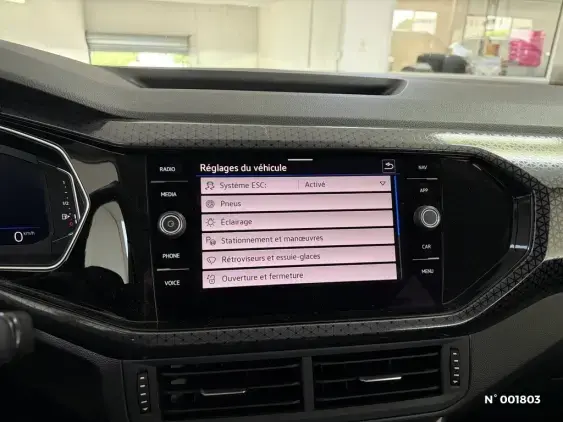 VOLKSWAGEN T-CROSS - voiture d'occasion - Photo 36