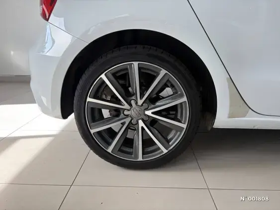 AUDI A1 SPORTBACK II - voiture d'occasion - Photo 15