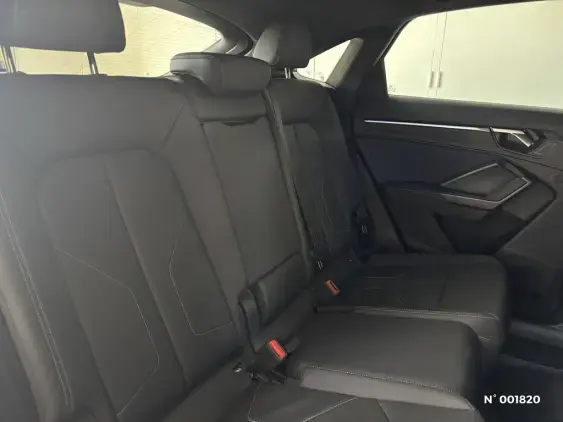 AUDI Q3 - voiture d'occasion - Photo 2