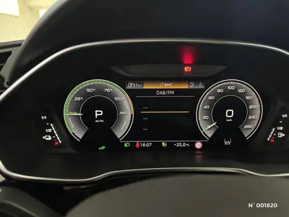 AUDI Q3 - voiture d'occasion - Photo 31