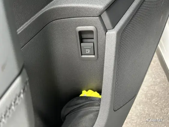 AUDI A3 SPORTBACK IV - voiture d'occasion - Photo 17