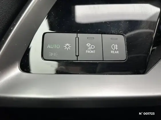 AUDI A3 SPORTBACK IV - voiture d'occasion - Photo 18