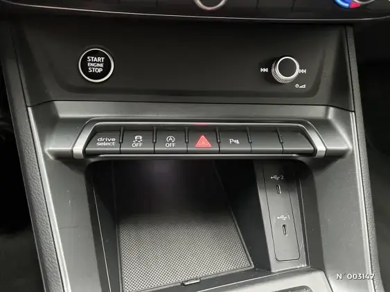 AUDI Q3 - voiture d'occasion - Photo 34