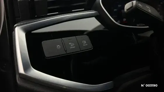 AUDI Q3 - voiture d'occasion - Photo 30