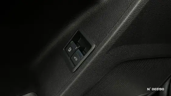 AUDI Q3 - voiture d'occasion - Photo 34