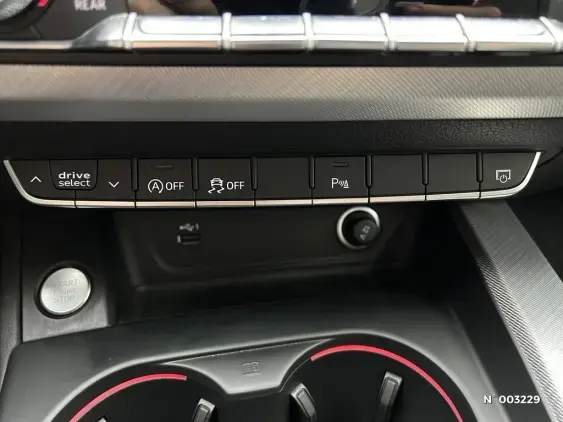 AUDI A4 AVANT V - voiture d'occasion - Photo 35