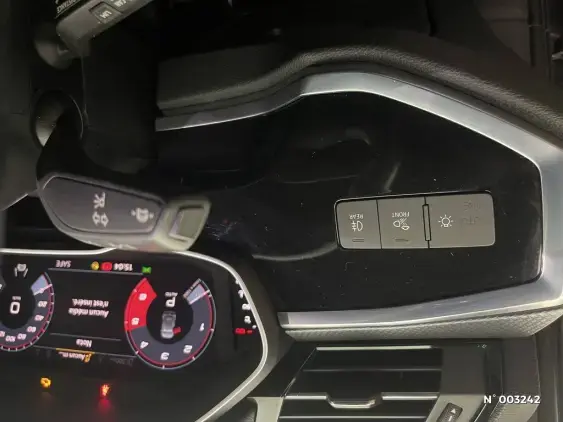 AUDI Q3 SPORTBACK - voiture d'occasion - Photo 17