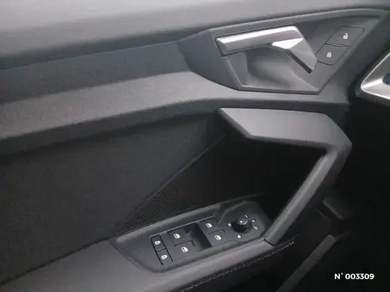 AUDI A3 SPORTBACK IV - voiture d'occasion - Photo 18