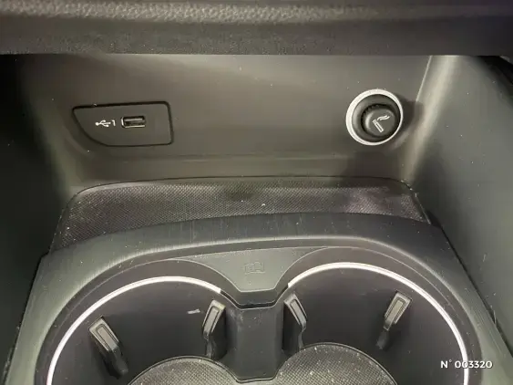 AUDI A3 SPORTBACK IV - voiture d'occasion - Photo 17