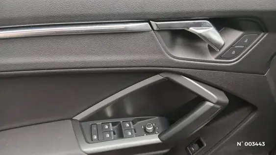 AUDI Q3 SPORTBACK - voiture d'occasion - Photo 8
