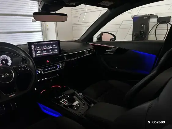 AUDI A4 AVANT V - voiture d'occasion - Photo 22