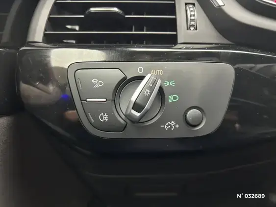 AUDI A4 AVANT V - voiture d'occasion - Photo 25