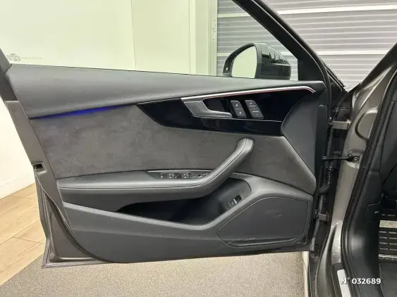 AUDI A4 AVANT V - voiture d'occasion - Photo 27