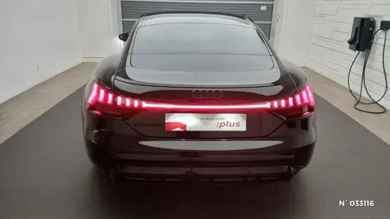 AUDI E-TRON GT - voiture d'occasion - Photo 11