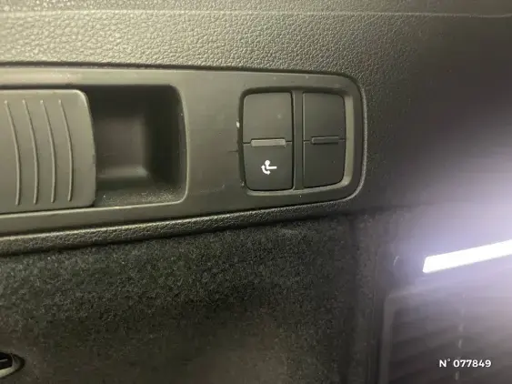 AUDI Q5 SPORTBACK - voiture d'occasion - Photo 21