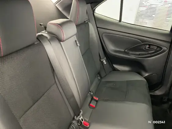 TOYOTA YARIS CROSS I - voiture d'occasion - Photo 9