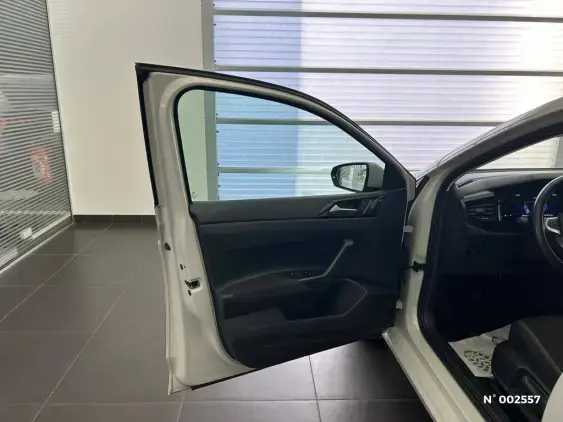 VOLKSWAGEN POLO V - voiture d'occasion - Photo 15