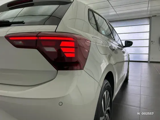 VOLKSWAGEN POLO V - voiture d'occasion - Photo 23