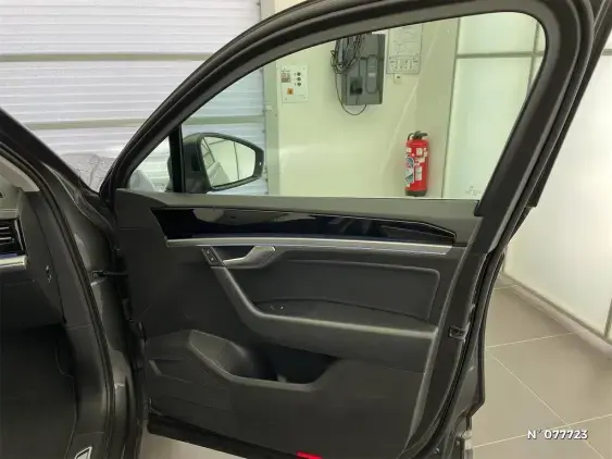 VOLKSWAGEN TOUAREG - voiture d'occasion - Photo 18