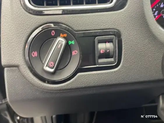 VOLKSWAGEN POLO V - voiture d'occasion - Photo 13