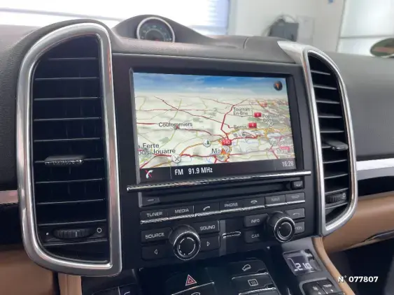 PORSCHE CAYENNE III - voiture d'occasion - Photo 11