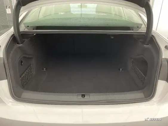 AUDI A4 AVANT V - voiture d'occasion - Photo 5