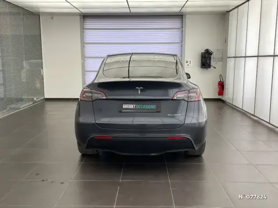 TESLA MODEL Y - voiture d'occasion - Photo 4