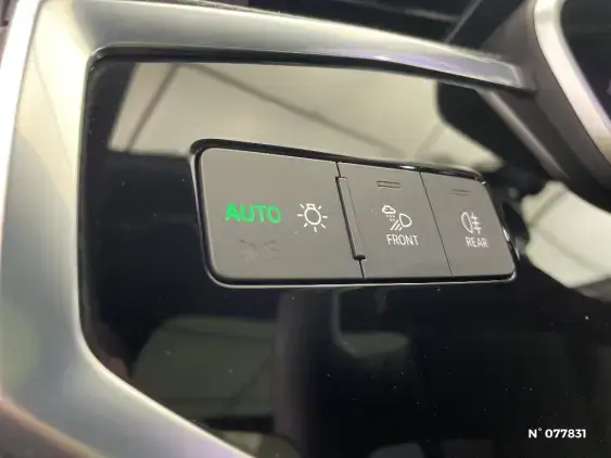 AUDI Q3 SPORTBACK - voiture d'occasion - Photo 28