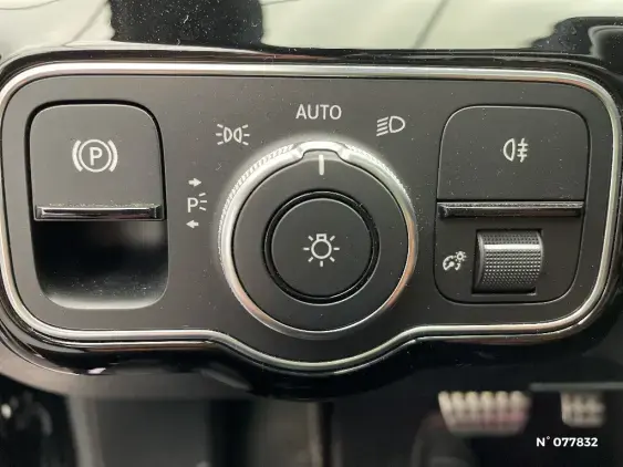 MERCEDES CLASSE A IV - voiture d'occasion - Photo 13