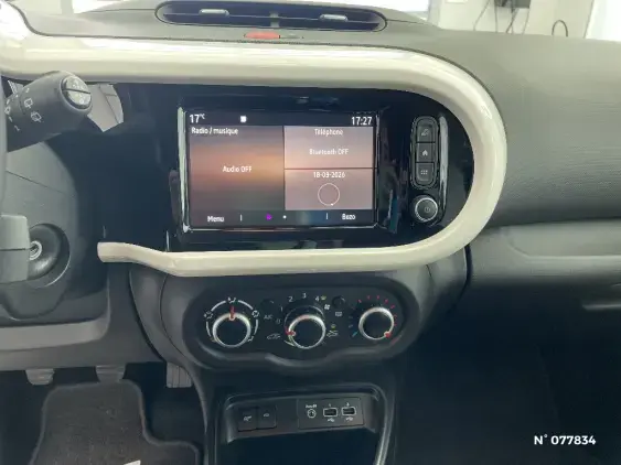 RENAULT TWINGO III - voiture d'occasion - Photo 11