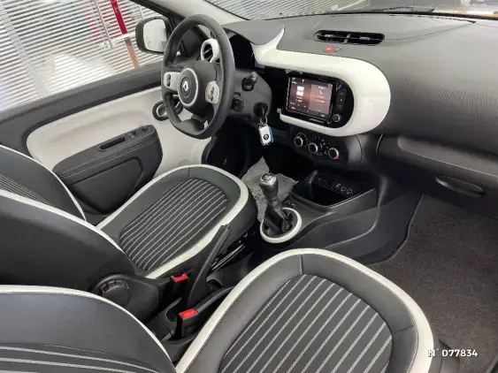 RENAULT TWINGO III - voiture d'occasion - Photo 8