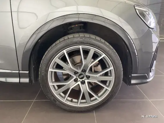 AUDI Q3 - voiture d'occasion - Photo 8