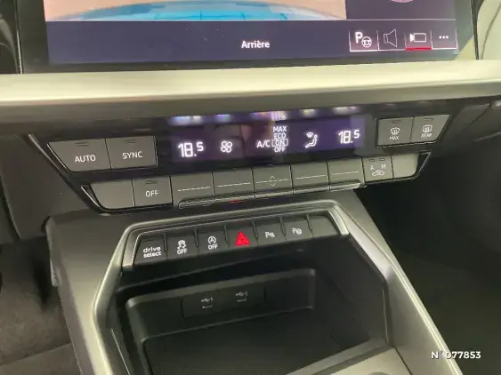 AUDI A3 SPORTBACK IV - voiture d'occasion - Photo 32