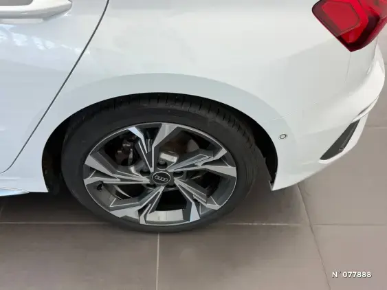 AUDI A3 SPORTBACK IV - voiture d'occasion - Photo 19