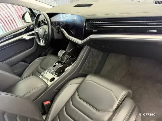 VOLKSWAGEN TOUAREG - voiture d'occasion - Photo 11