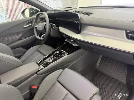 AUDI Q3 HYBRIDE - voiture d'occasion - Photo 11
