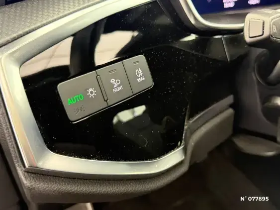 AUDI Q3 - voiture d'occasion - Photo 21