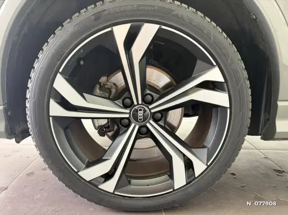 AUDI Q3 - voiture d'occasion - Photo 2