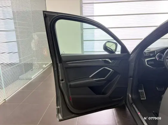 AUDI Q3 - voiture d'occasion - Photo 16