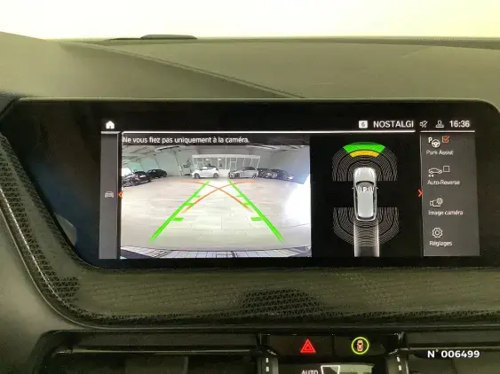 BMW SERIE 1 F40 - voiture d'occasion - Photo 14