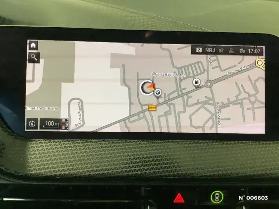 BMW SERIE 1 F40 - voiture d'occasion - Photo 13