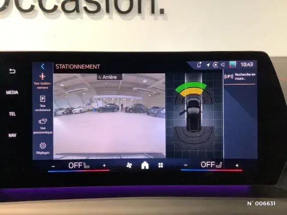 BMW SERIE 1 F40 - voiture d'occasion - Photo 14