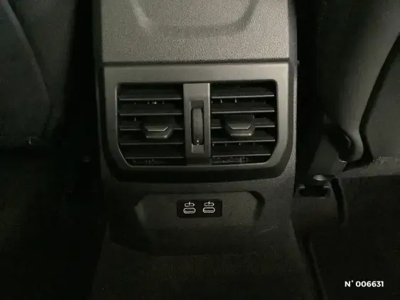 BMW SERIE 1 F40 - voiture d'occasion - Photo 28