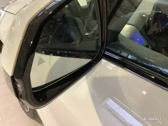 BMW SERIE 1 F70 - voiture d'occasion - Photo 27