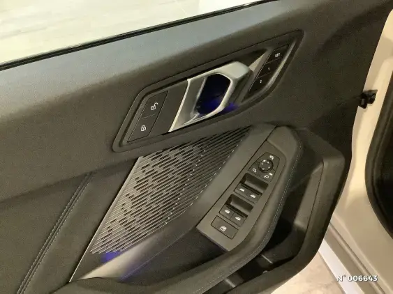 BMW SERIE 1 F70 - voiture d'occasion - Photo 28